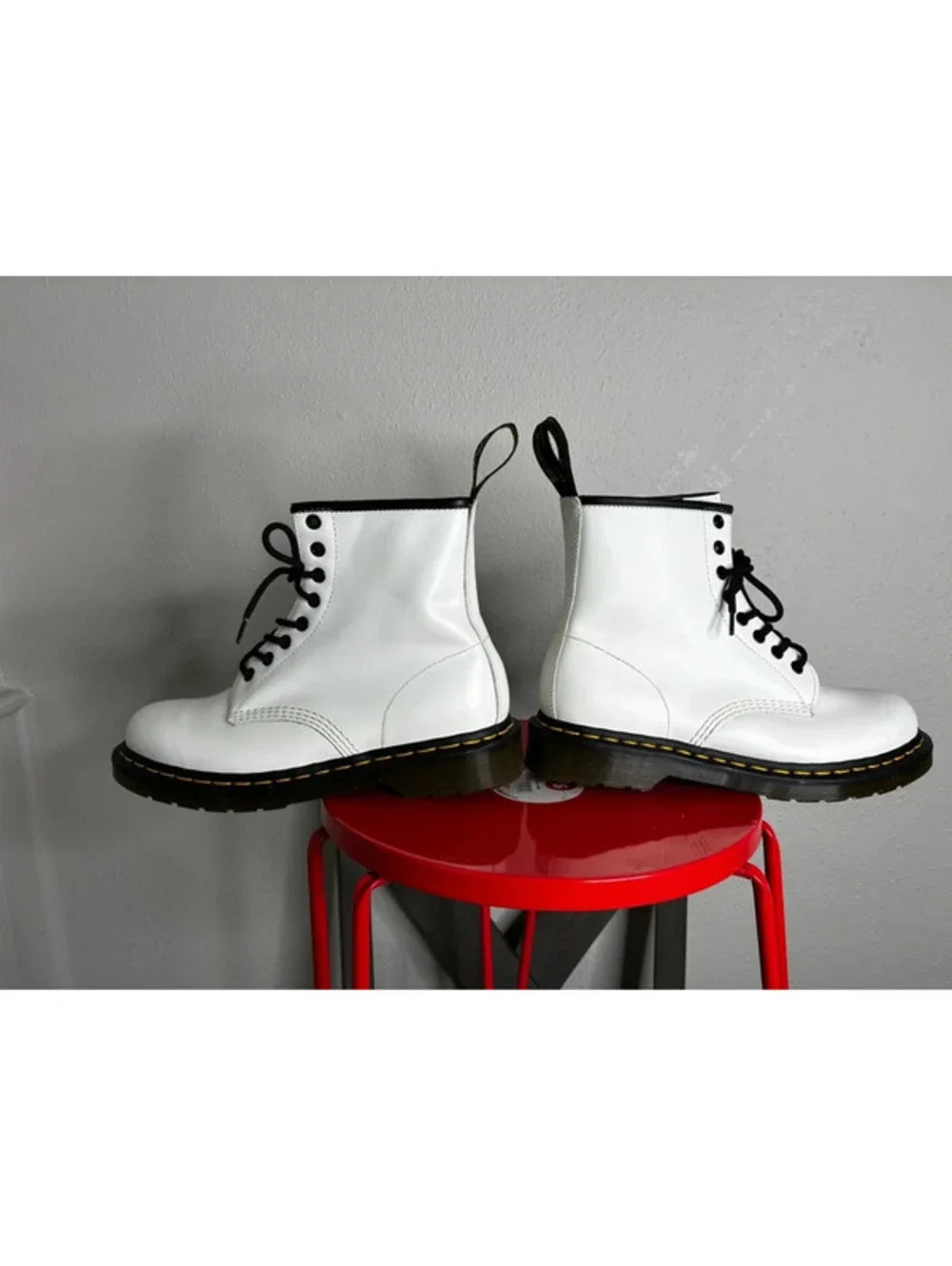 Dr. Martens “Air Wair” 1460 Men’s Smooth Leather White Boots